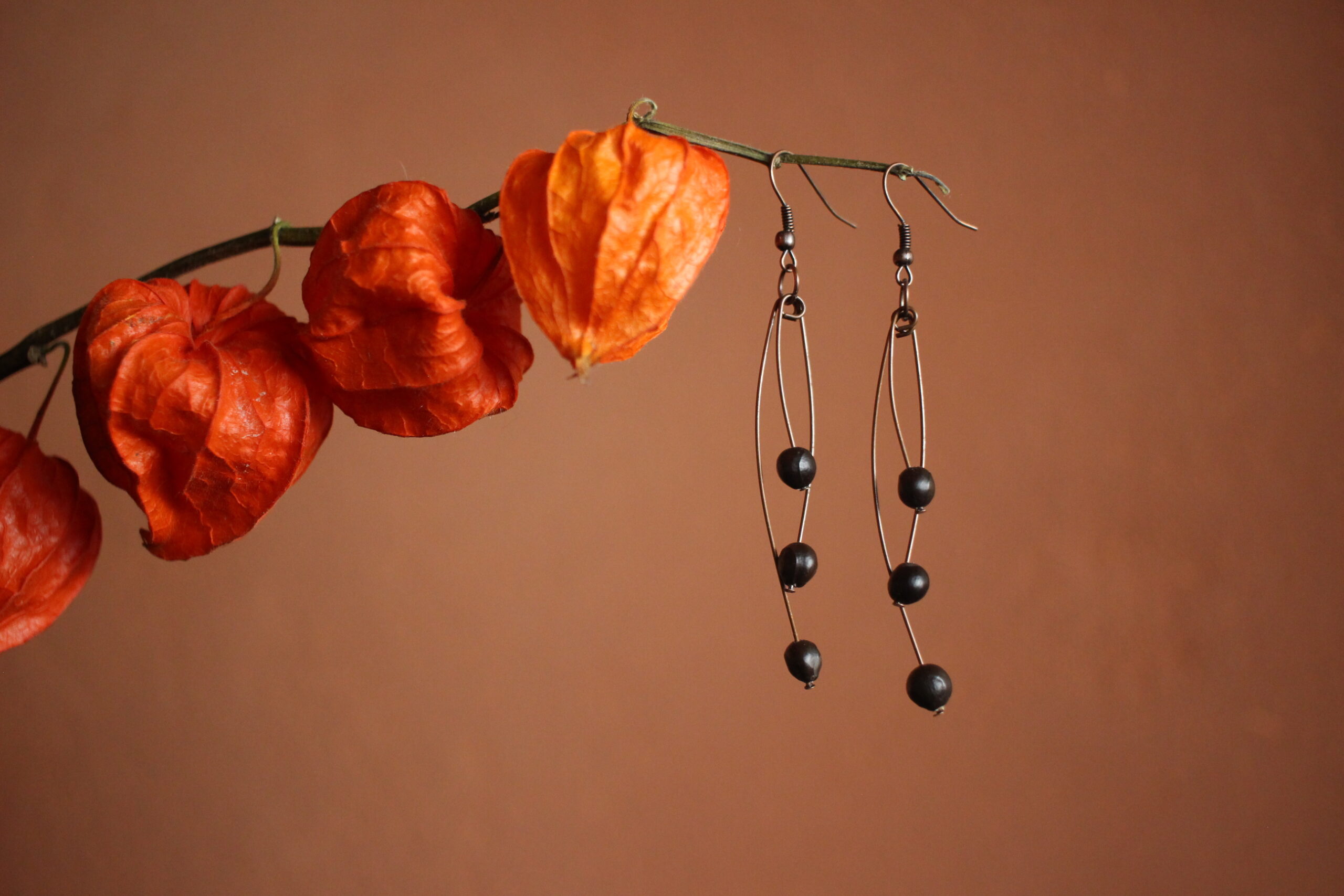 Boucles d'oreilles Défilé noire – Image 6