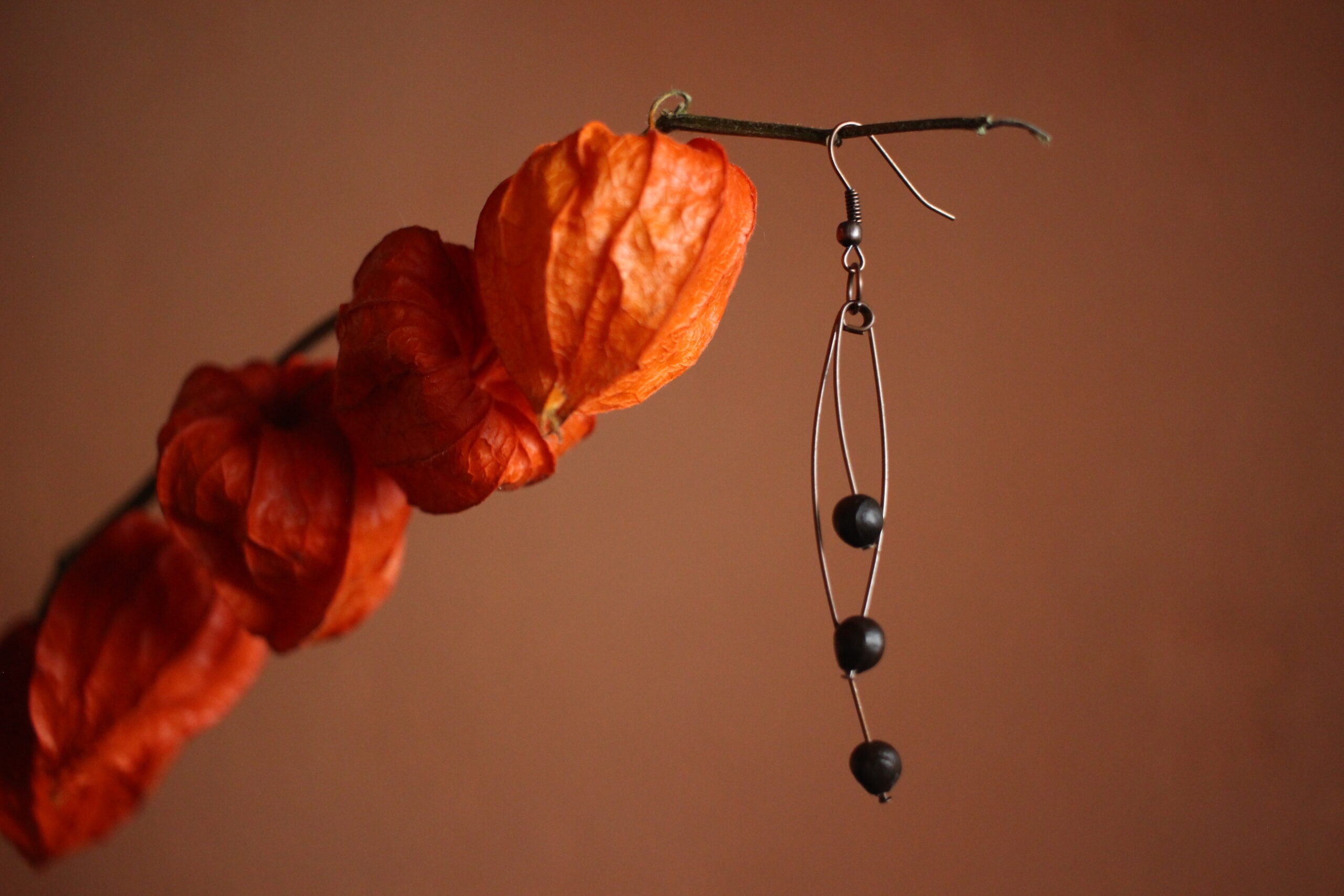 Boucles d'oreilles Défilé noire – Image 7