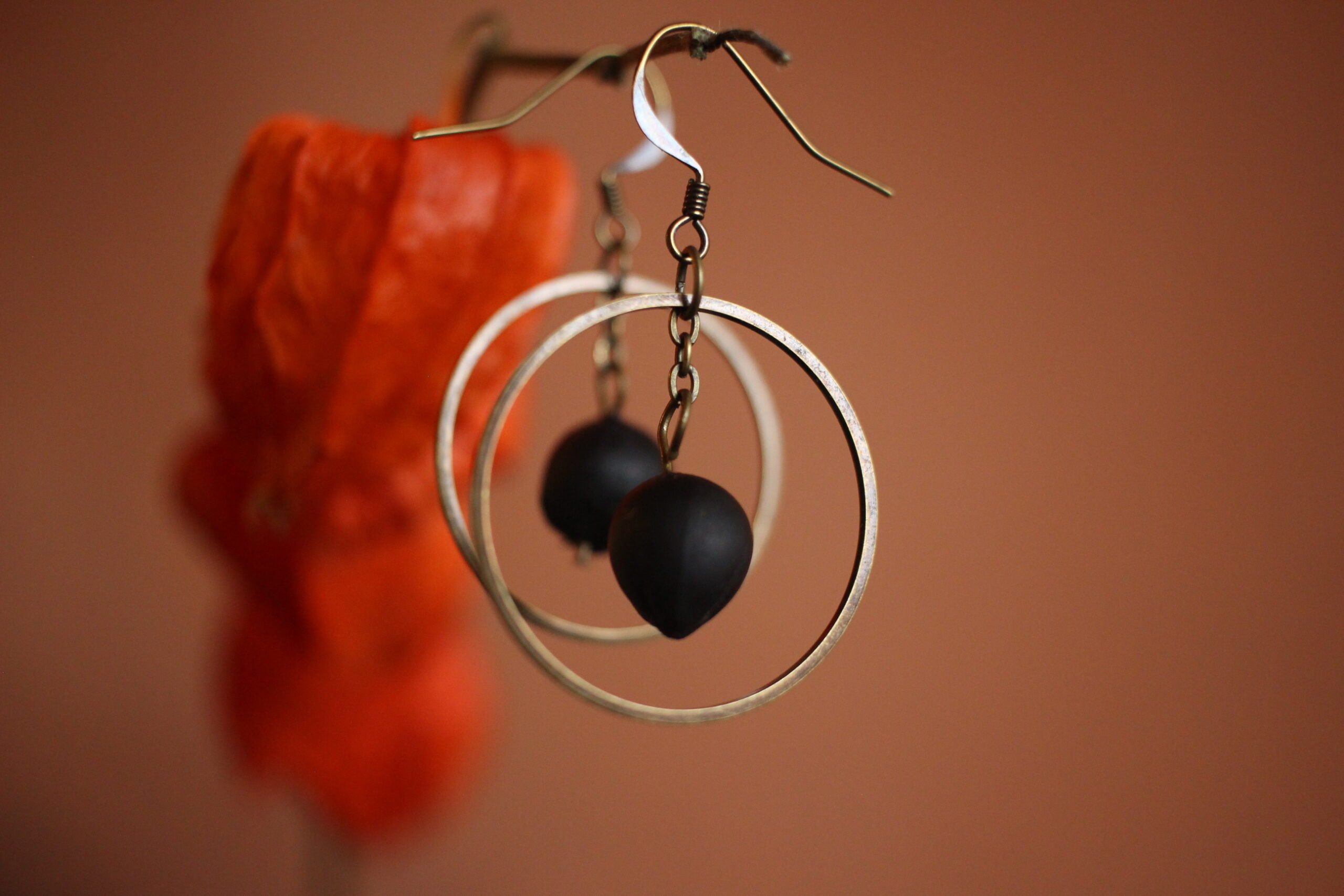 Boucles d'oreilles Rond noir – Image 2