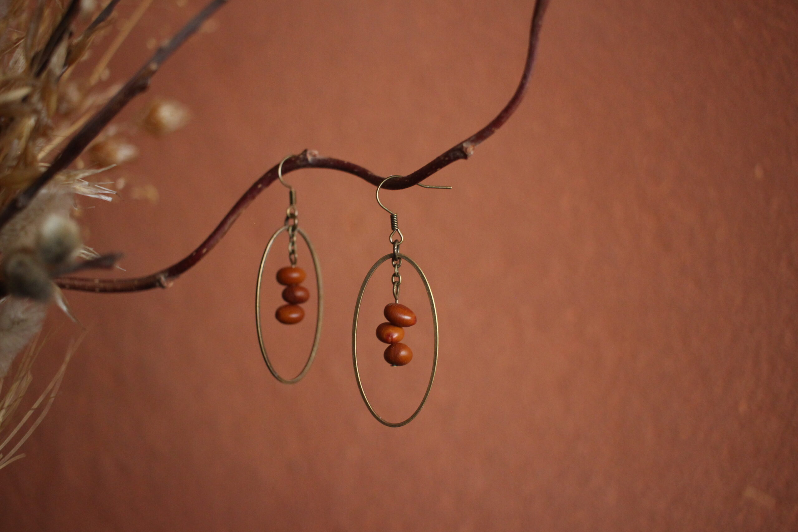 Boucles d'oreilles Ovale marron – Image 3