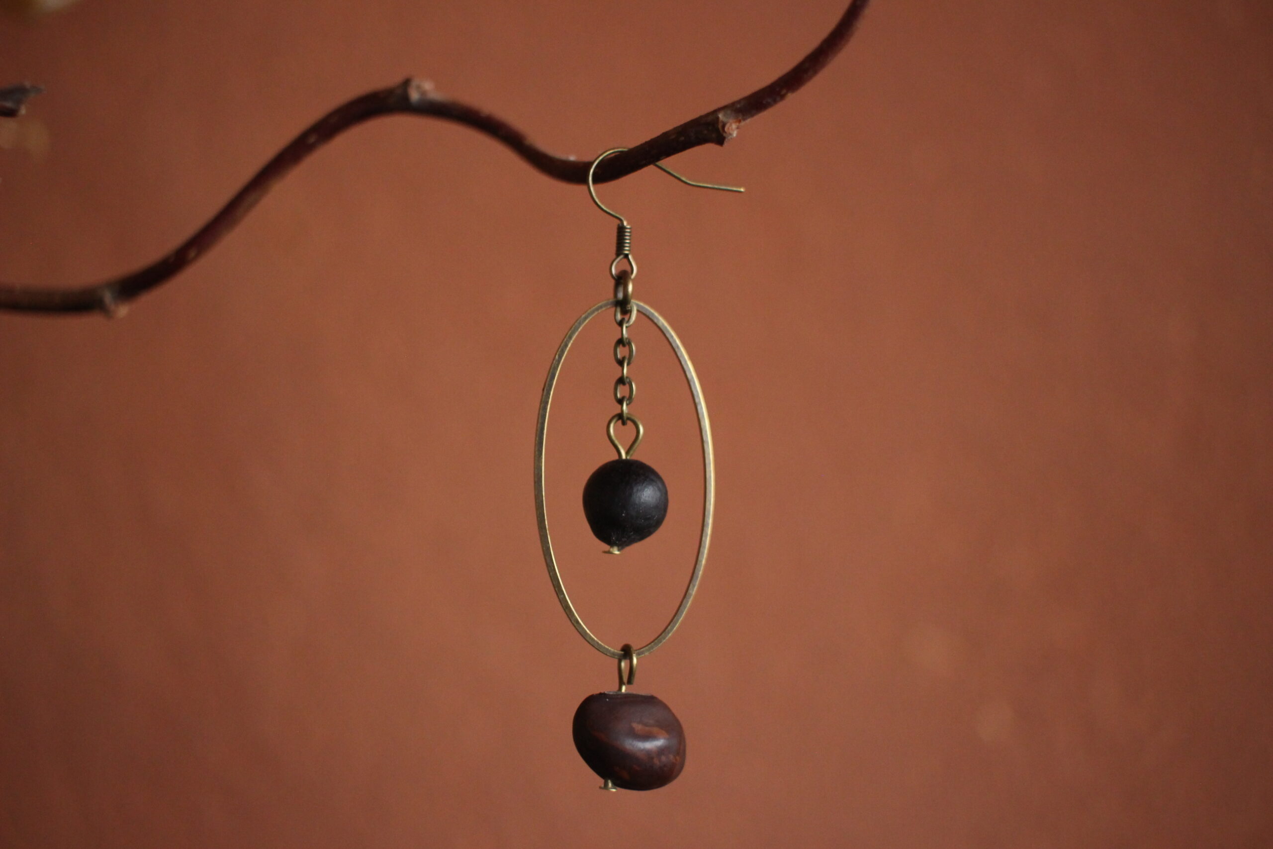 Boucles d'oreilles Ovale noire et marron – Image 6