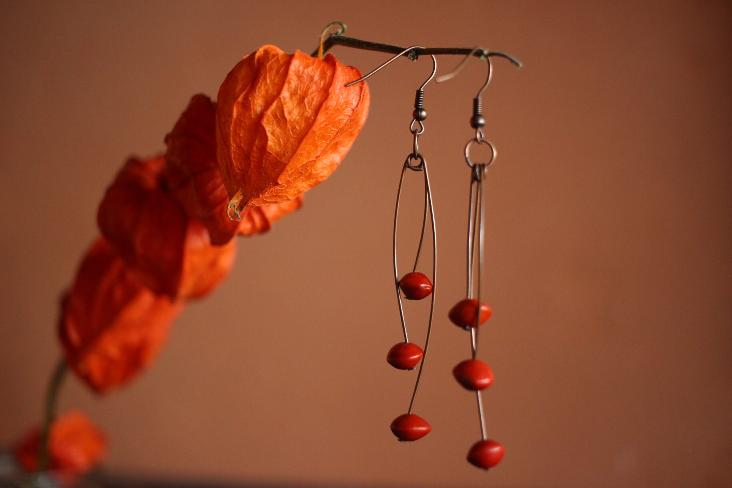 Boucles d'oreilles Défilé rouge – Image 3