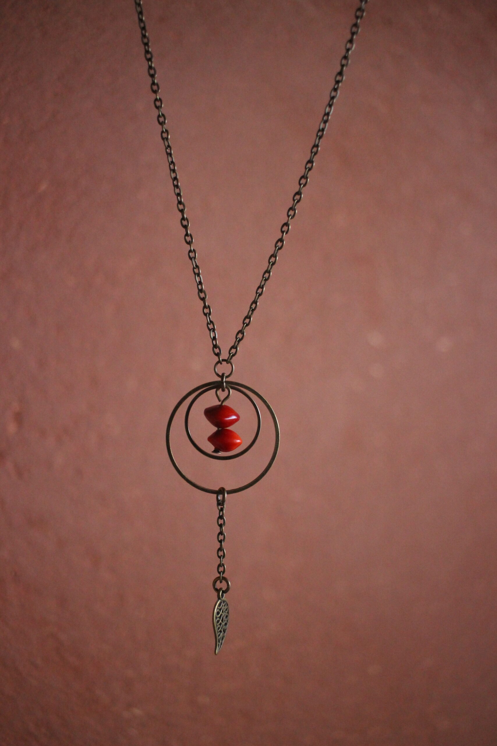 Collier Ronds imbriqués rouge – Image 3