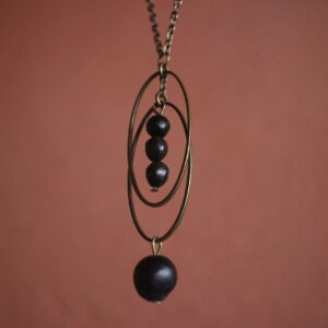 Collier Ovale noir