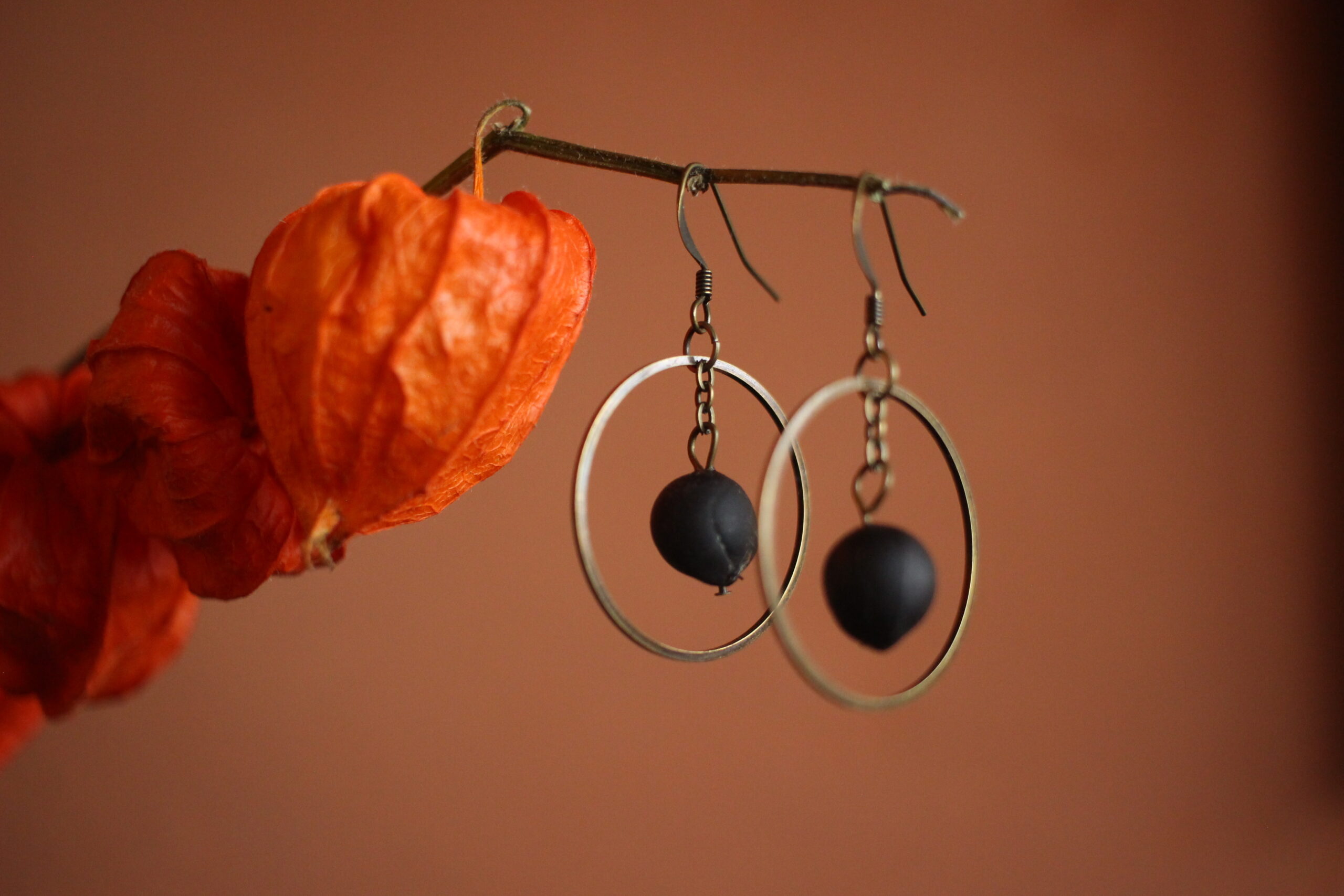 Boucles d'oreilles Rond noir – Image 6