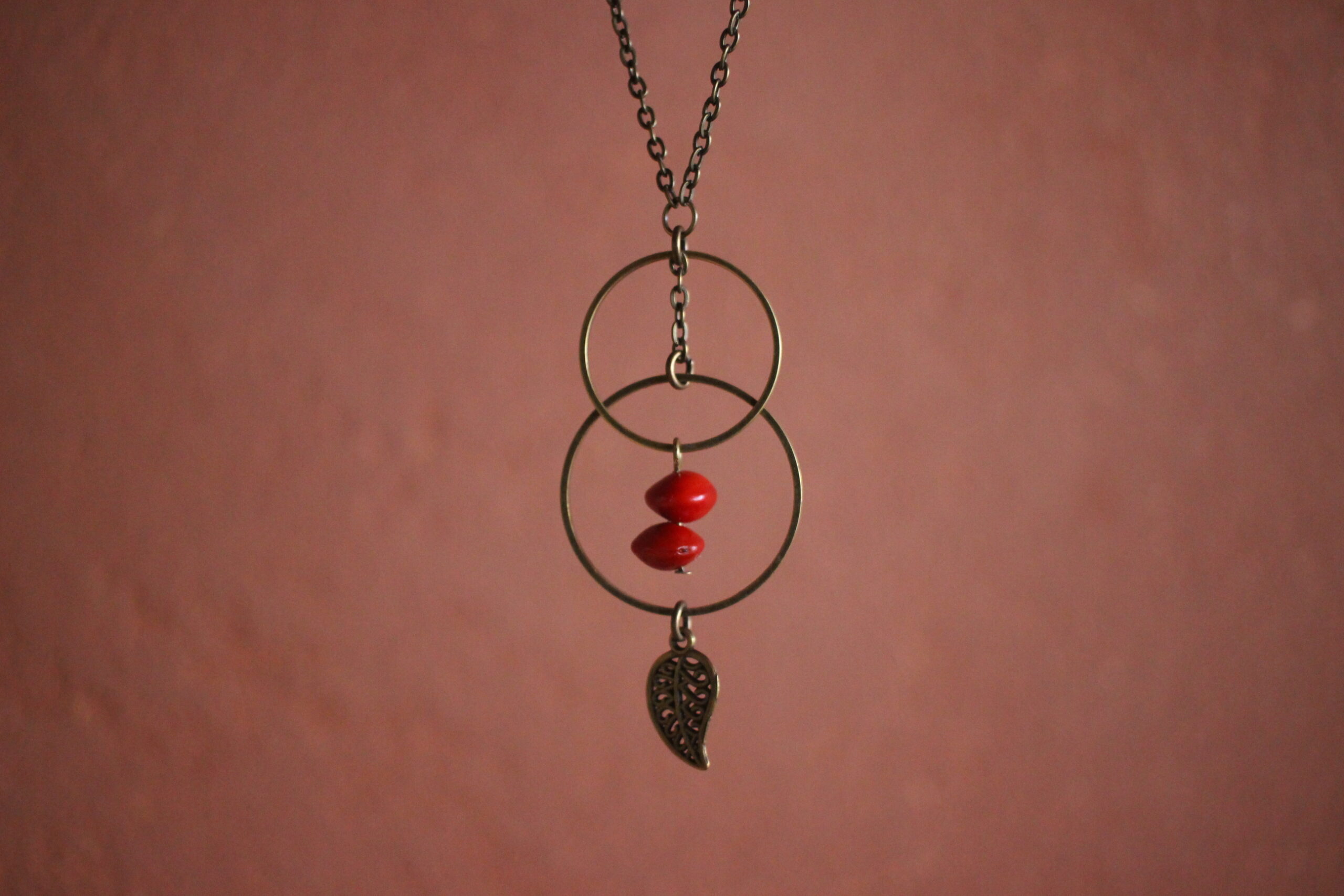 Collier Rond rouge