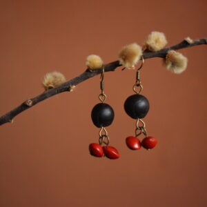 Boucles d'oreilles Savonnette et graines rouges